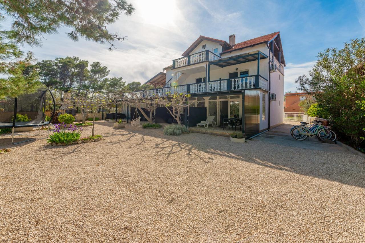 Apartments Villa Agape ヴィル エクステリア 写真