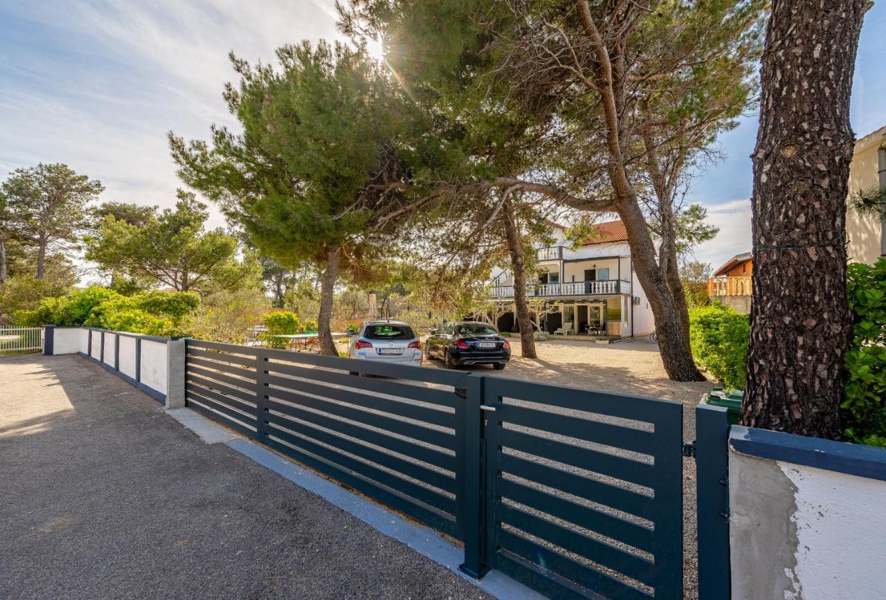Apartments Villa Agape ヴィル エクステリア 写真