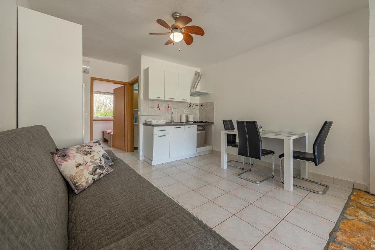 Apartments Villa Agape ヴィル エクステリア 写真
