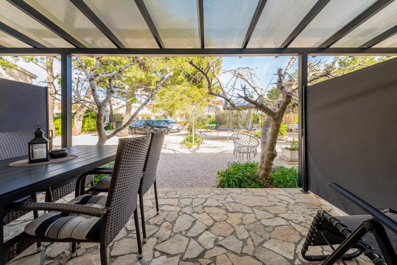 Apartments Villa Agape ヴィル エクステリア 写真
