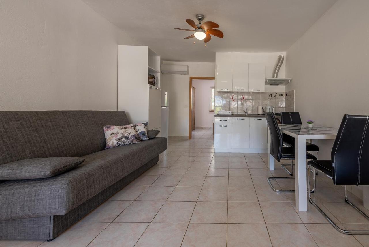 Apartments Villa Agape ヴィル エクステリア 写真
