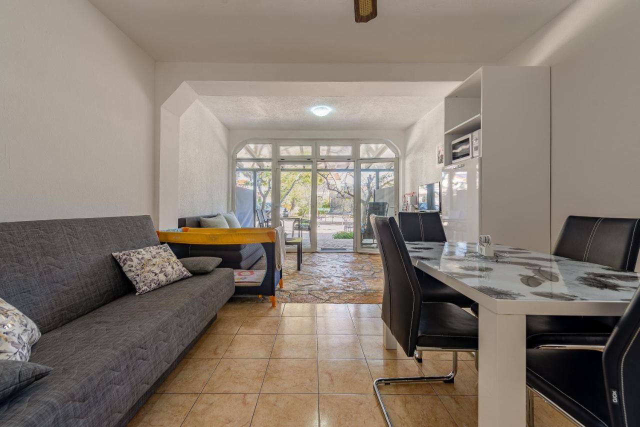 Apartments Villa Agape ヴィル エクステリア 写真