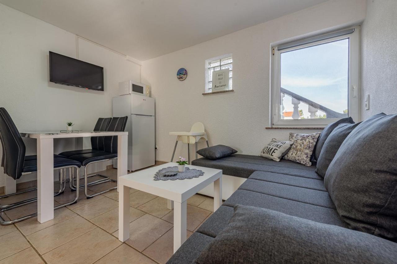 Apartments Villa Agape ヴィル エクステリア 写真