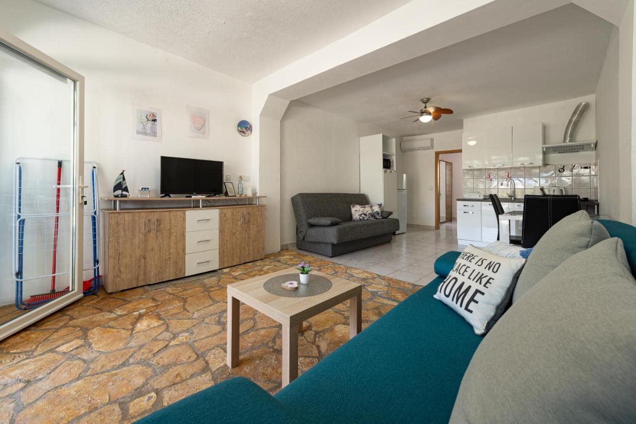 Apartments Villa Agape ヴィル エクステリア 写真